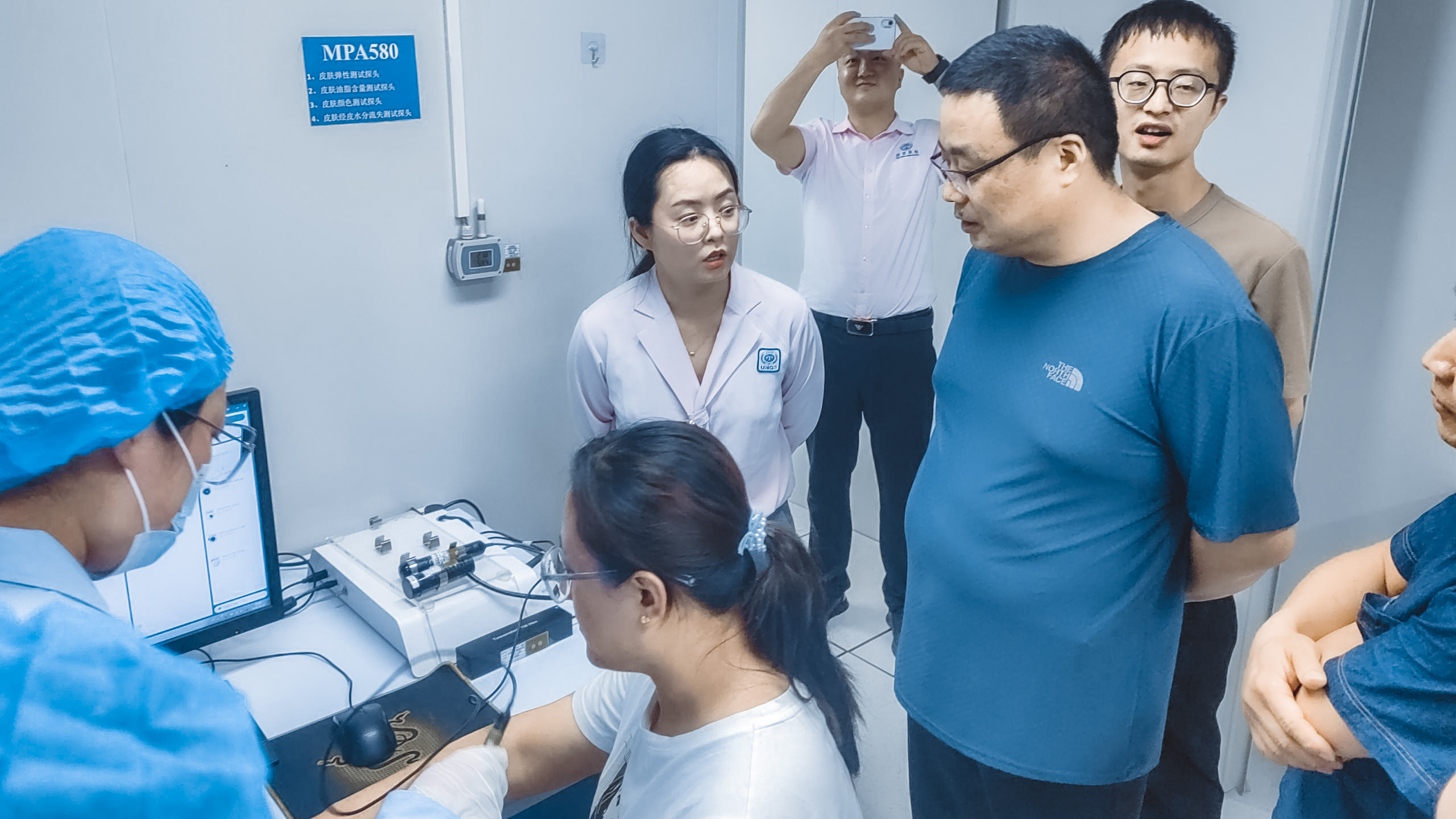 ������ױƷ������